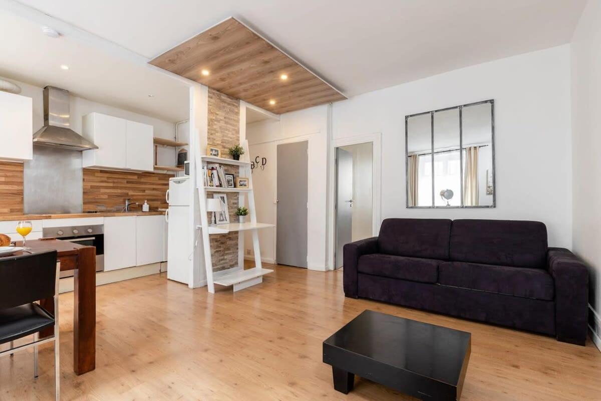 Avenue De Mars 2Br Apartment ปารีส ภายนอก รูปภาพ